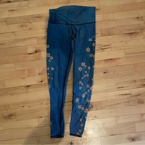 Daisy Teeki leggings